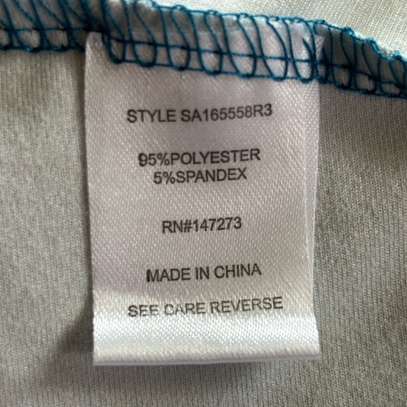 🌸 Floral Flowy Tunic with Pleating 🌸 - Picture 7 of 12